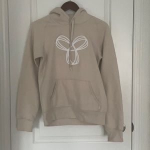Aritzia, TNA logo hoodie